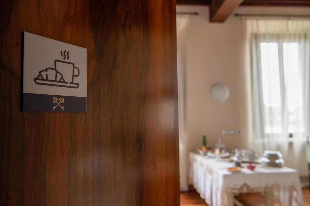 Palazzo Bed And Breakfast Calvisano ภายนอก รูปภาพ